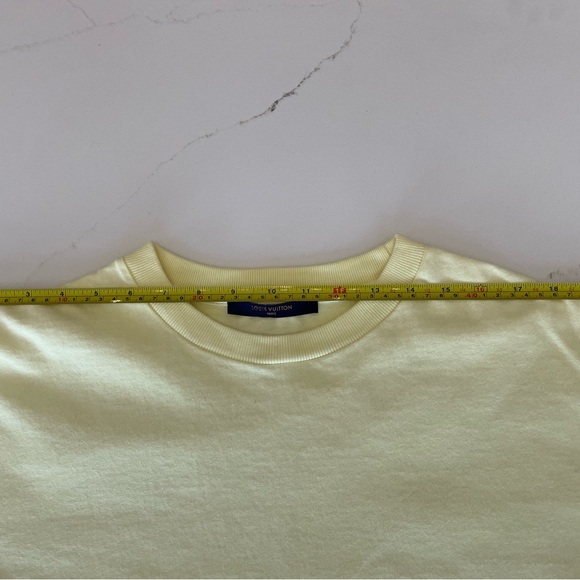 Authentic Louis Vuitton “Inside Out” - yellow men’s Cotton T-shirt - Picture 6 of 12